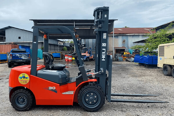 Forklift